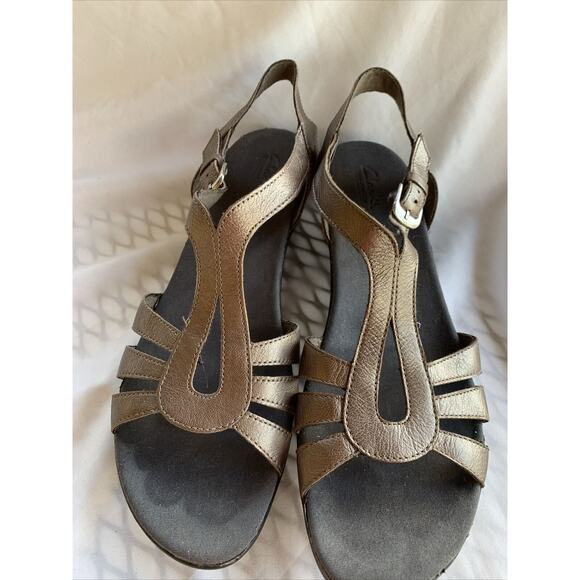 Clarks Womens Sandals Size 11 Bronze Color - Picture 3 of 10